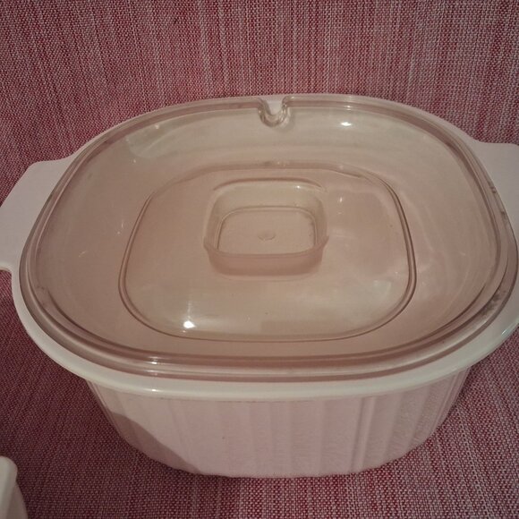 RUBBERMAID MICROWAVE COOKWARE 4 PC STACKING SET - Picture 2 of 8